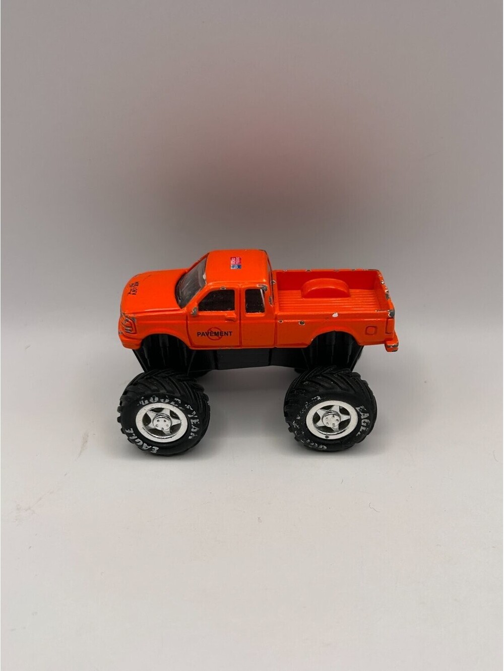 WKW 2000 Ford F150 Monster Truck 1:64 Scale Orange Pickup Toy Vehicle Loose